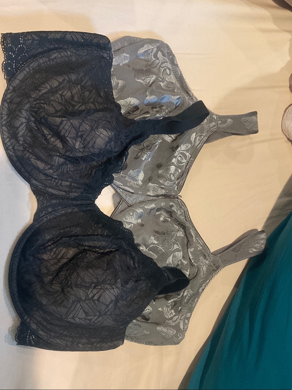 Wacoal Black Lace and Gray Floral Jacquard Underwire Bra